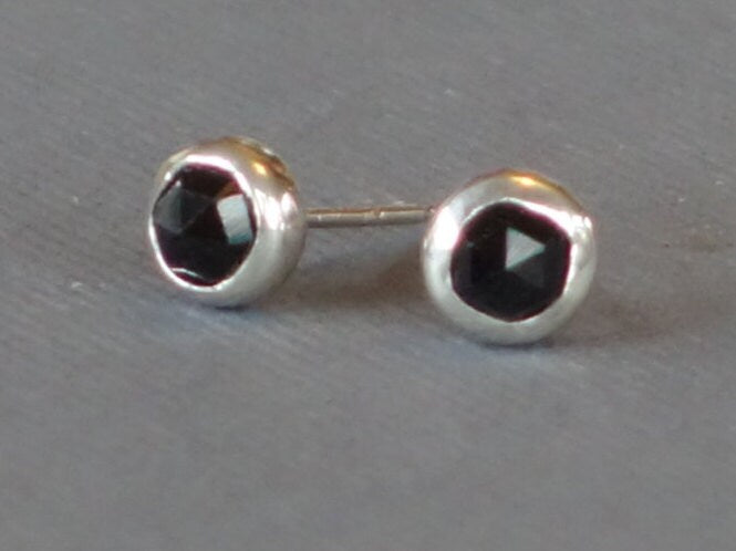 Black Spinel Studs, Spinel post Earrings, Black Stud, August Birthstone, Gemstone Stud earrings, Bezel Set Black Spinel Earrings