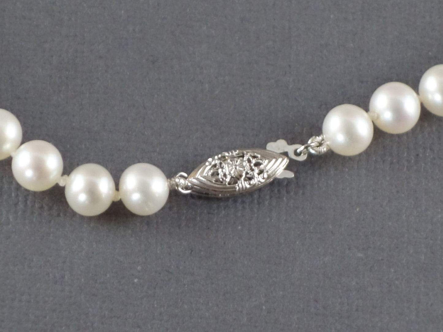 Pearl Necklace, White Pearl Necklace, Bridal Pearl Necklace, White Gold Clasp, Silk knotted,